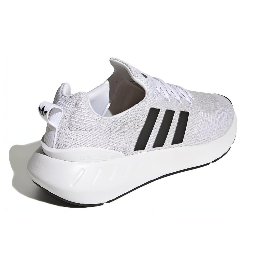 Adidas originals Swift Run 22