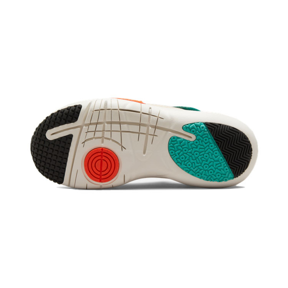 Nike Flex Advance