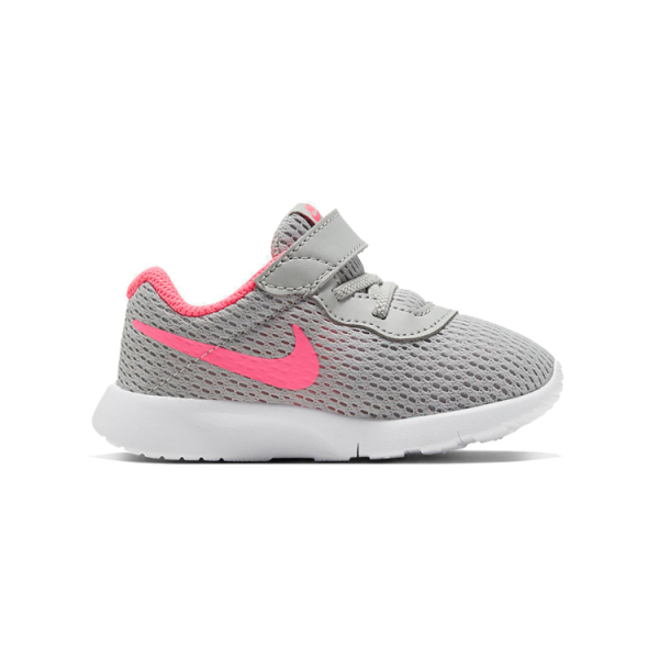 Nike Tanjun