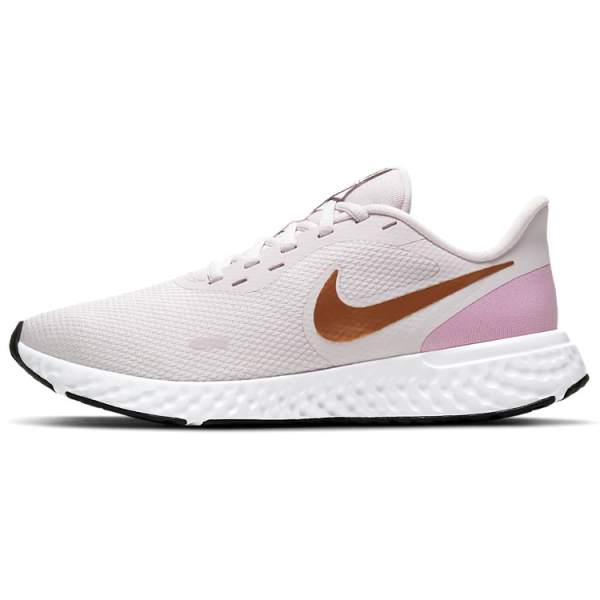 Nike REVOLUTION 5