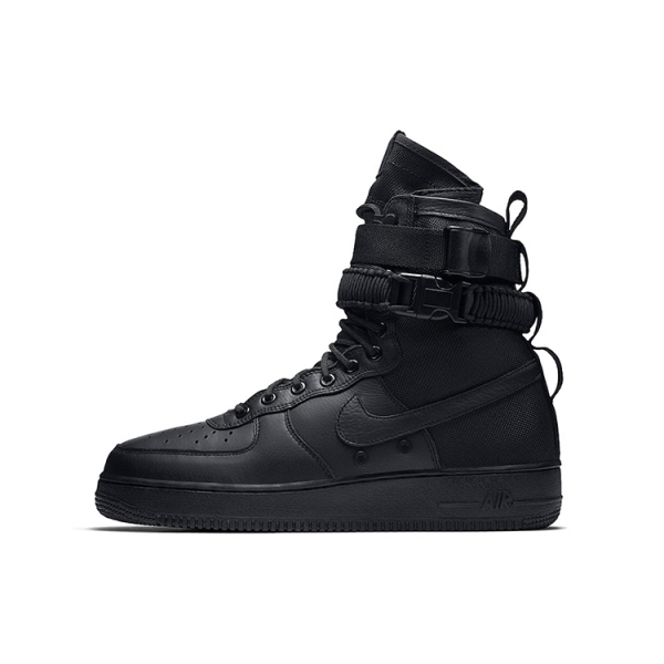 Nike Air Force 1 Triple Black