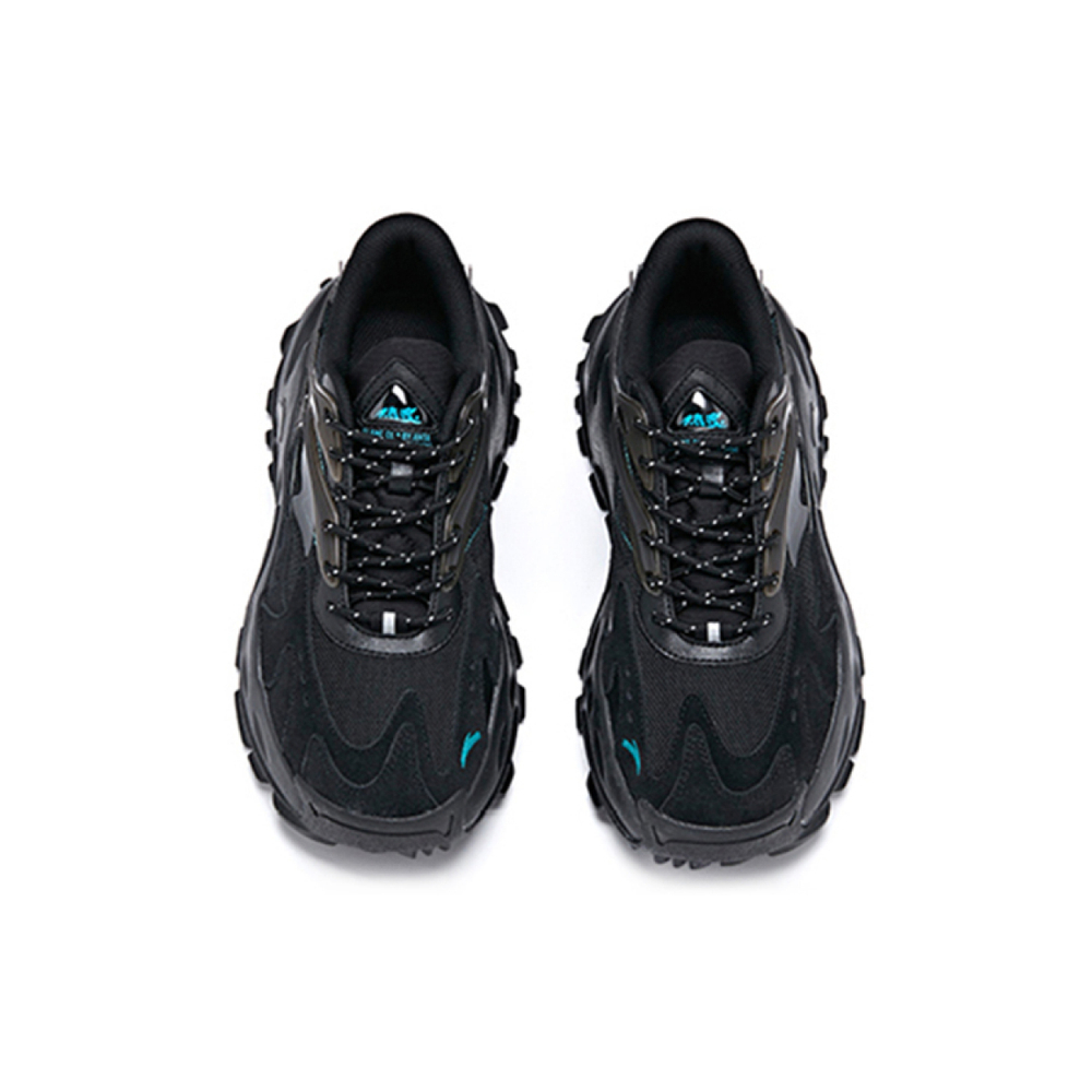 Anta Black Cat