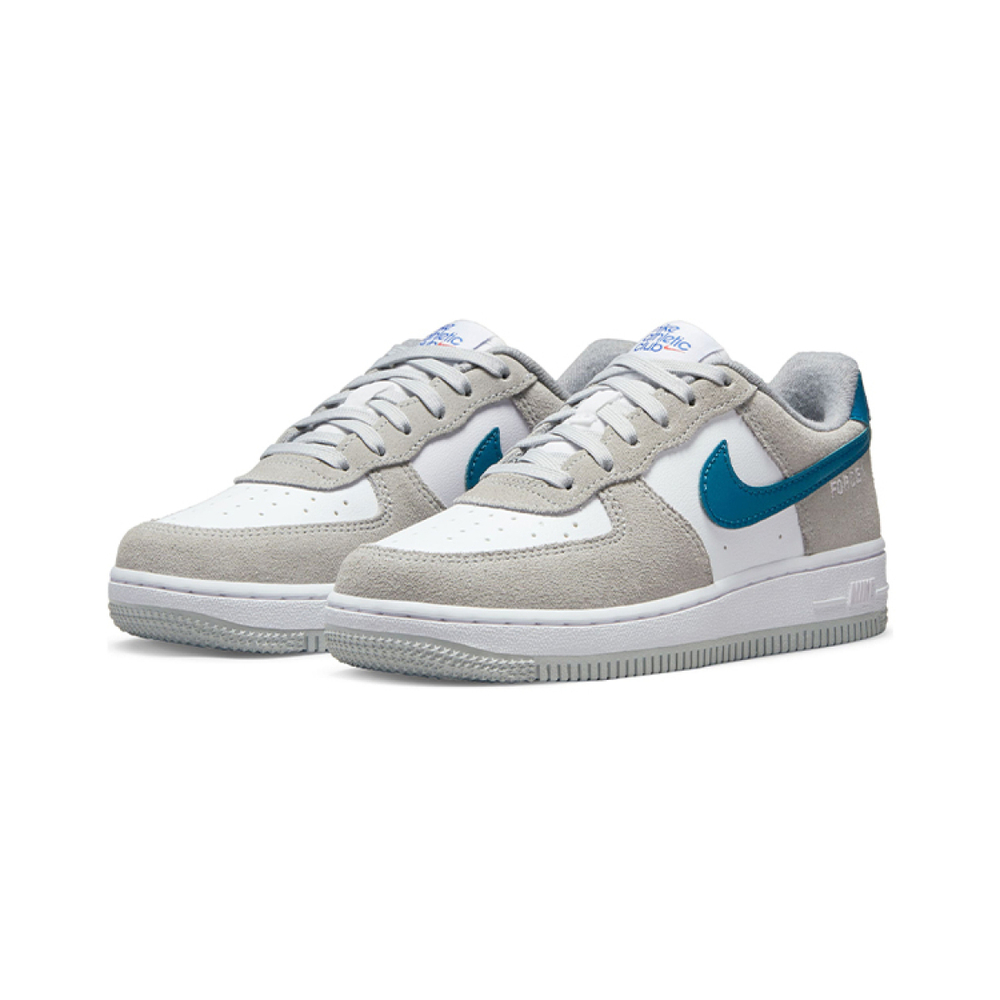 Nike Air Force 1 LV8