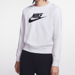 Nike Sportswear Essential Logo