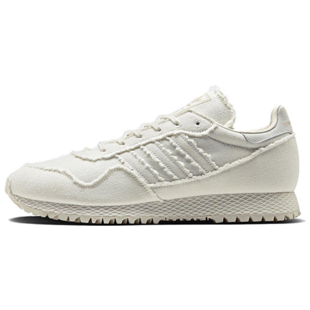 Daniel Arsham x adidas originals NEW YORK "Chalk White"