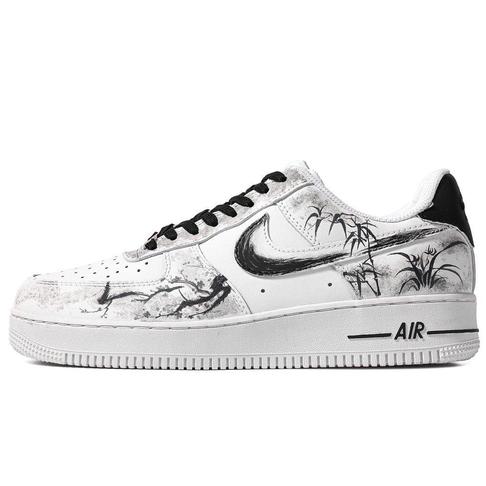 【 】 Nike Air Force 1
