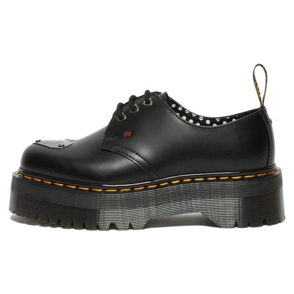 Betty x Dr.Martens
