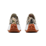 Converse Run Star Hike