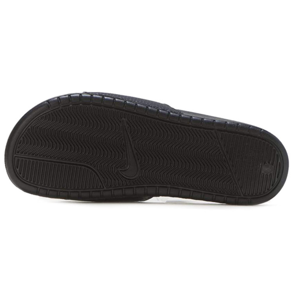 Nike Benassi