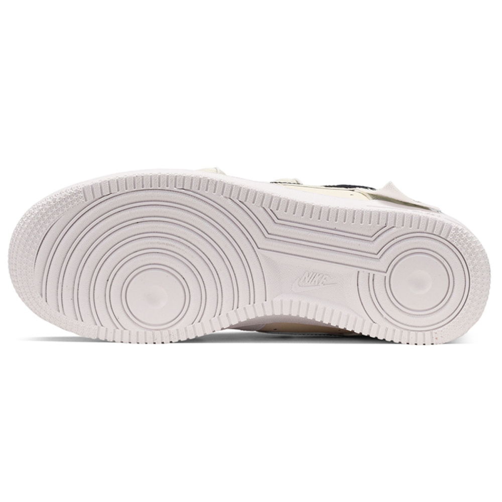 【 】 Nike Air Force 1