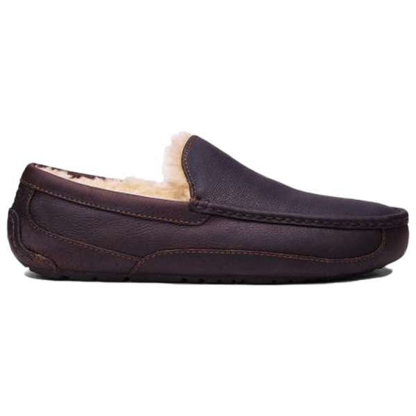 UGG Ascot