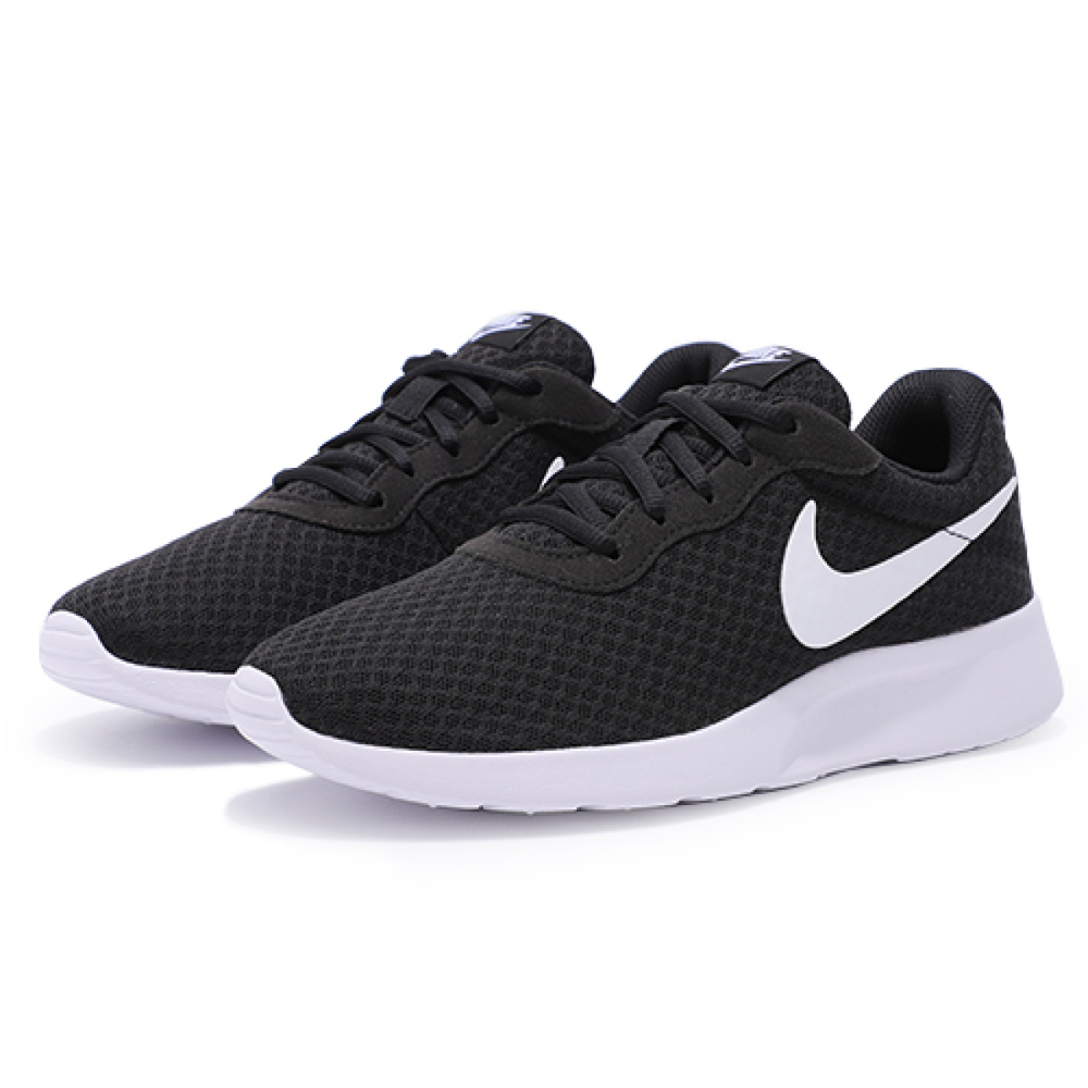 Nike Tanjun