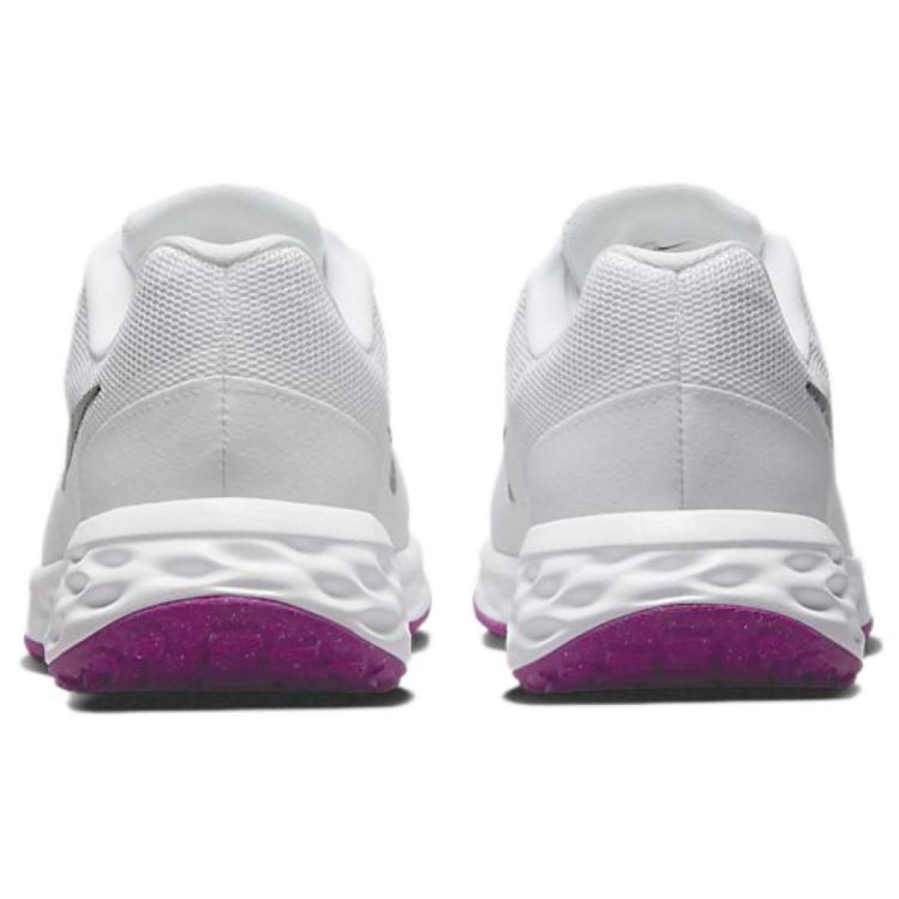 Nike REVOLUTION 6