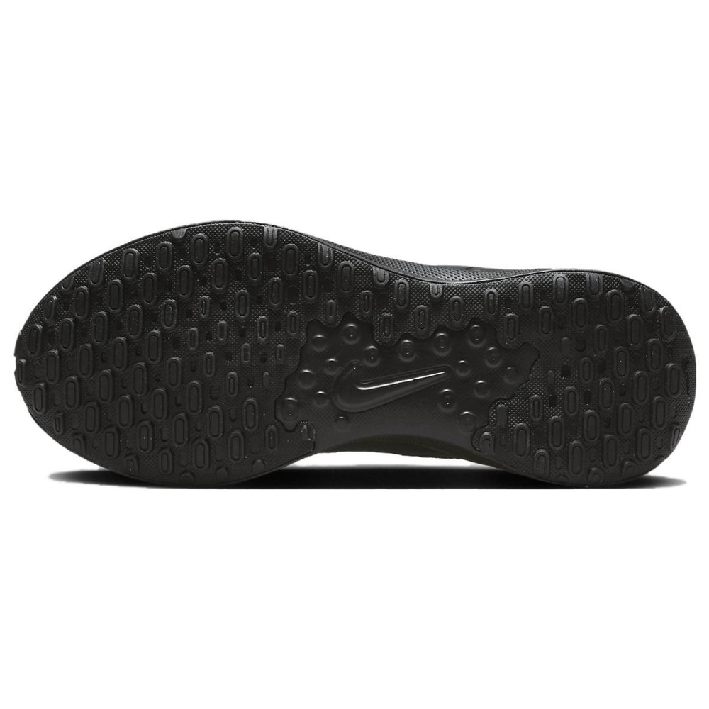 Nike REVOLUTION 7
