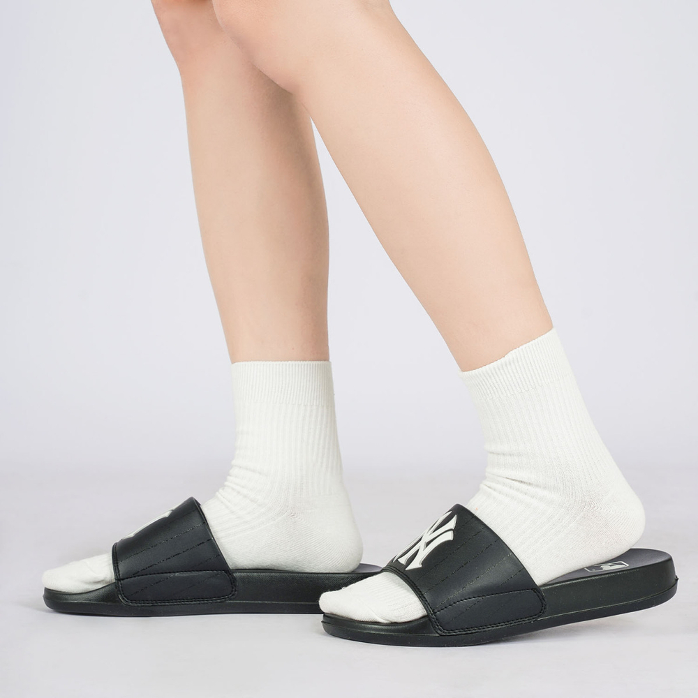 MLB Slipper Yankees EVA