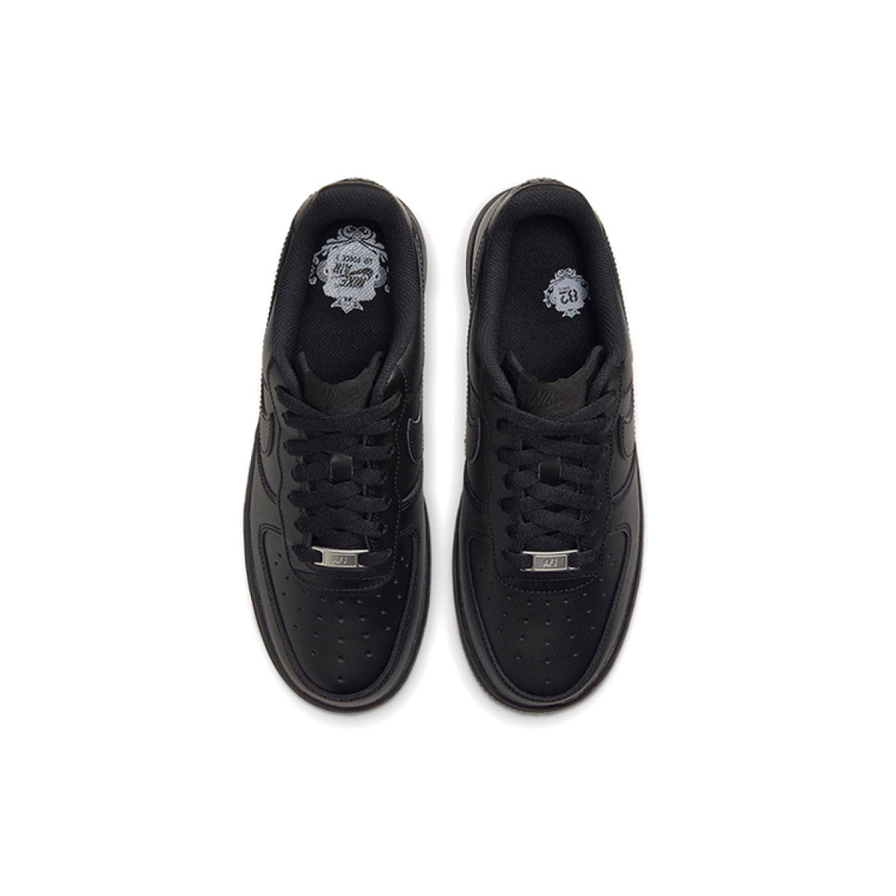 Nike Air Force 1 triple black