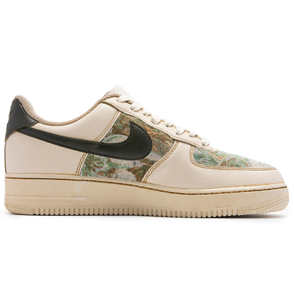【 】 Nike Air Force 1