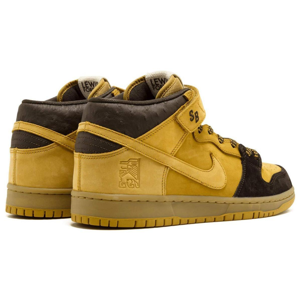 Nike Dunk SB Lewis Marnell