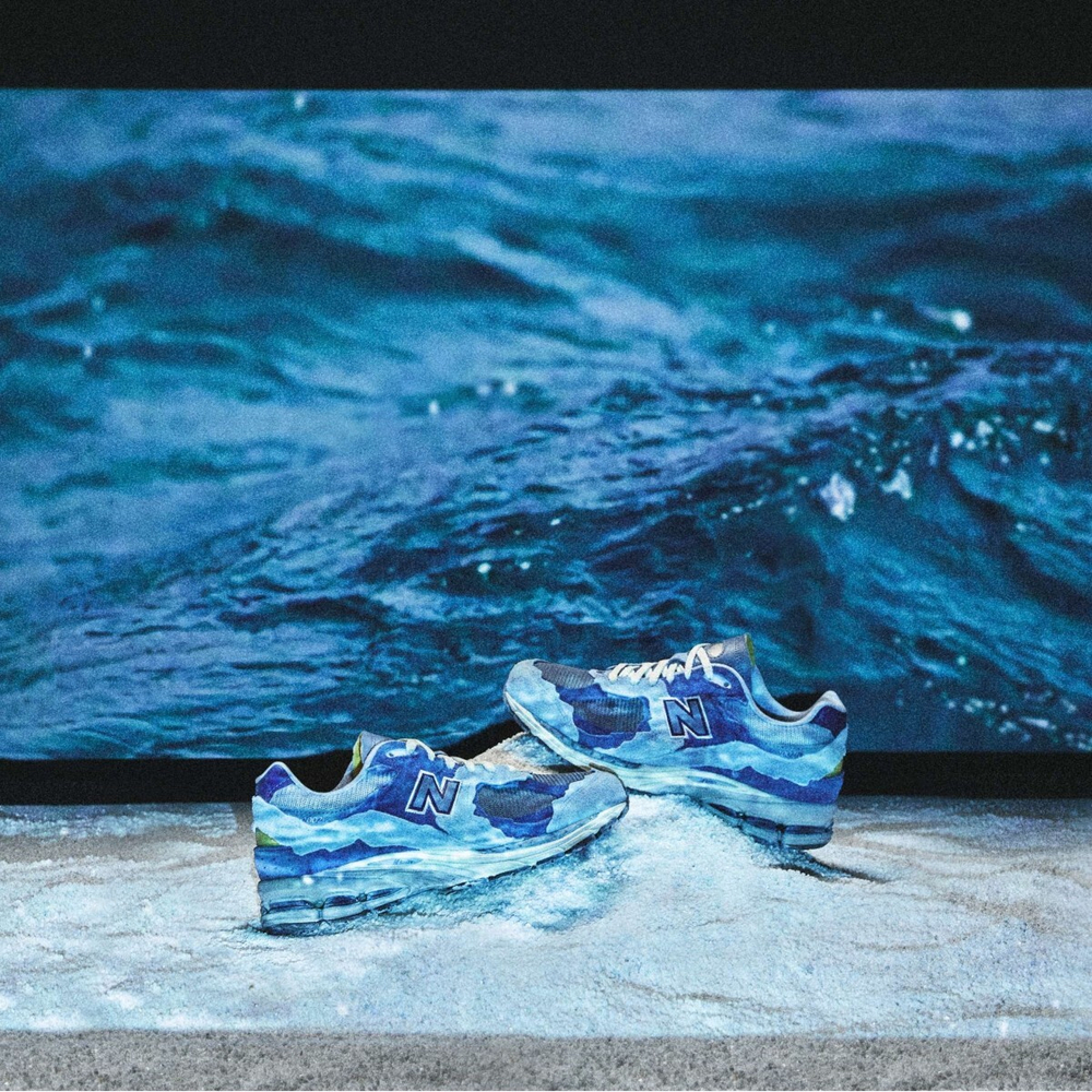 New Balance NB 2002R