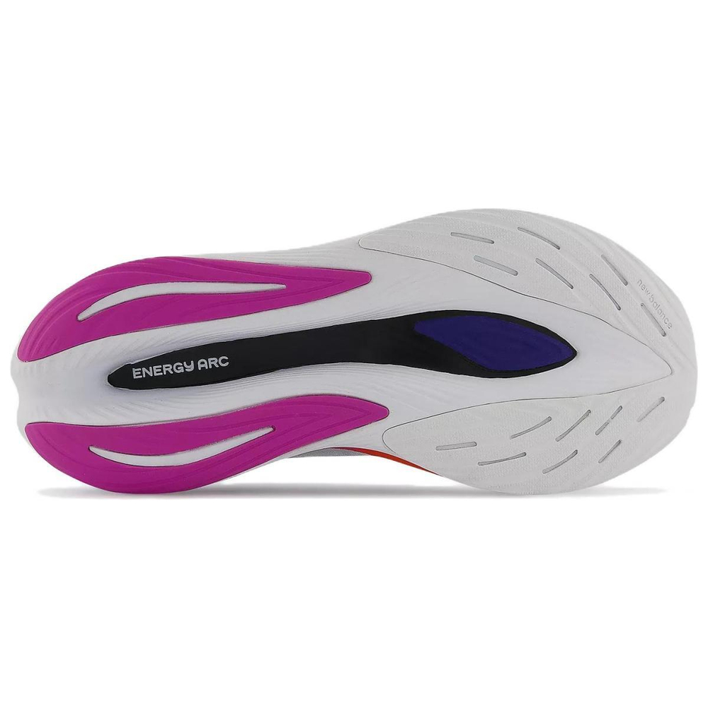 New Balance FuelCell SuperComp Trainer v2