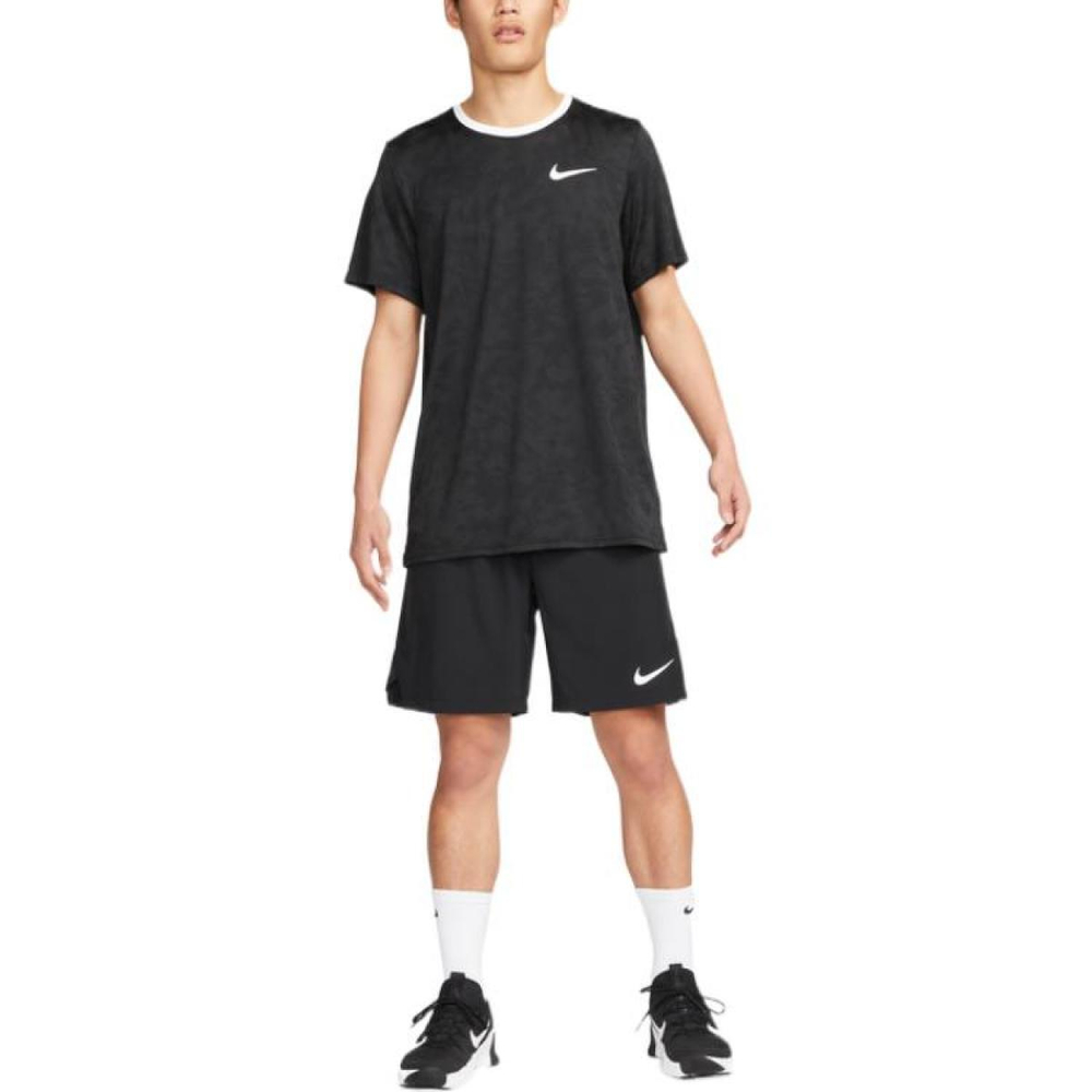 Nike Dri-FIT 9