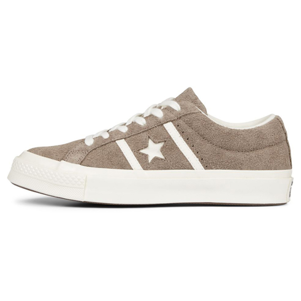Converse one star Academy Low Top