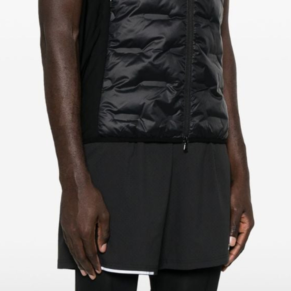 EMPORIO ARMANI EA7 Logo