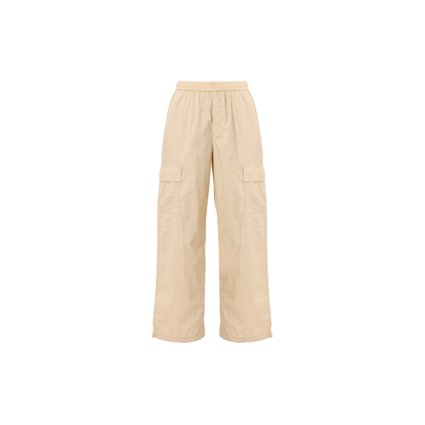 UNIQLO/
