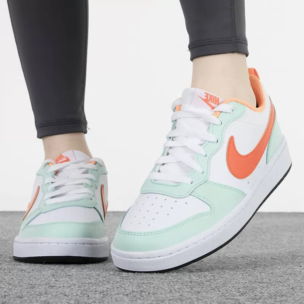 Nike Court Borough Low 2