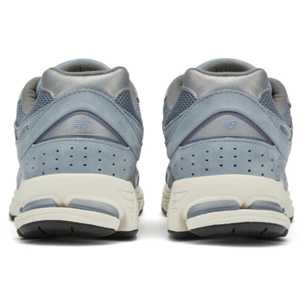 New Balance NB 2002R