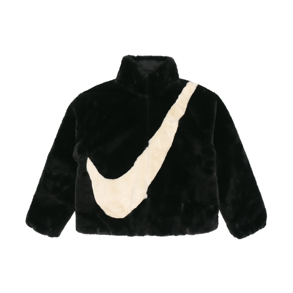 Nike Sportswear Swoosh Logo