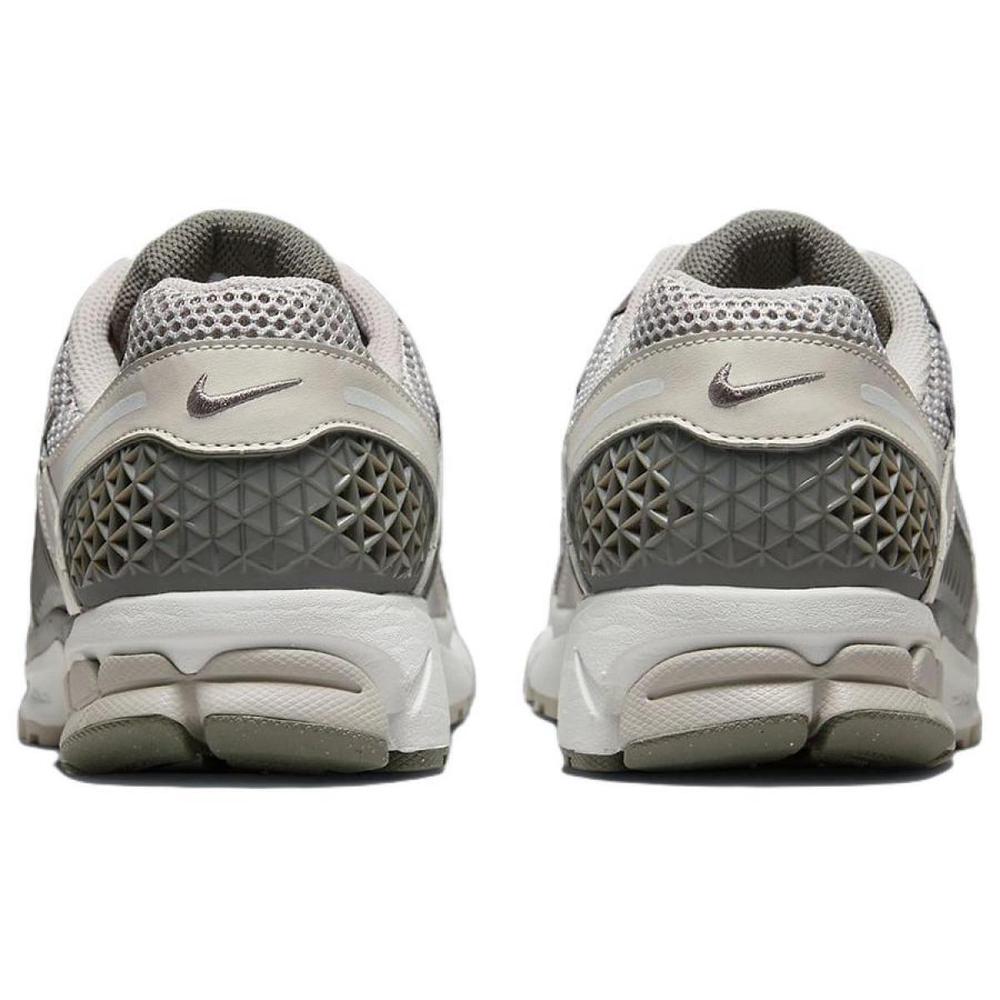Nike Air Zoom Vomero 5 "Bone Beige"