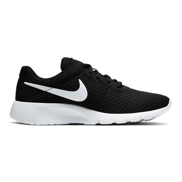 Nike Tanjun