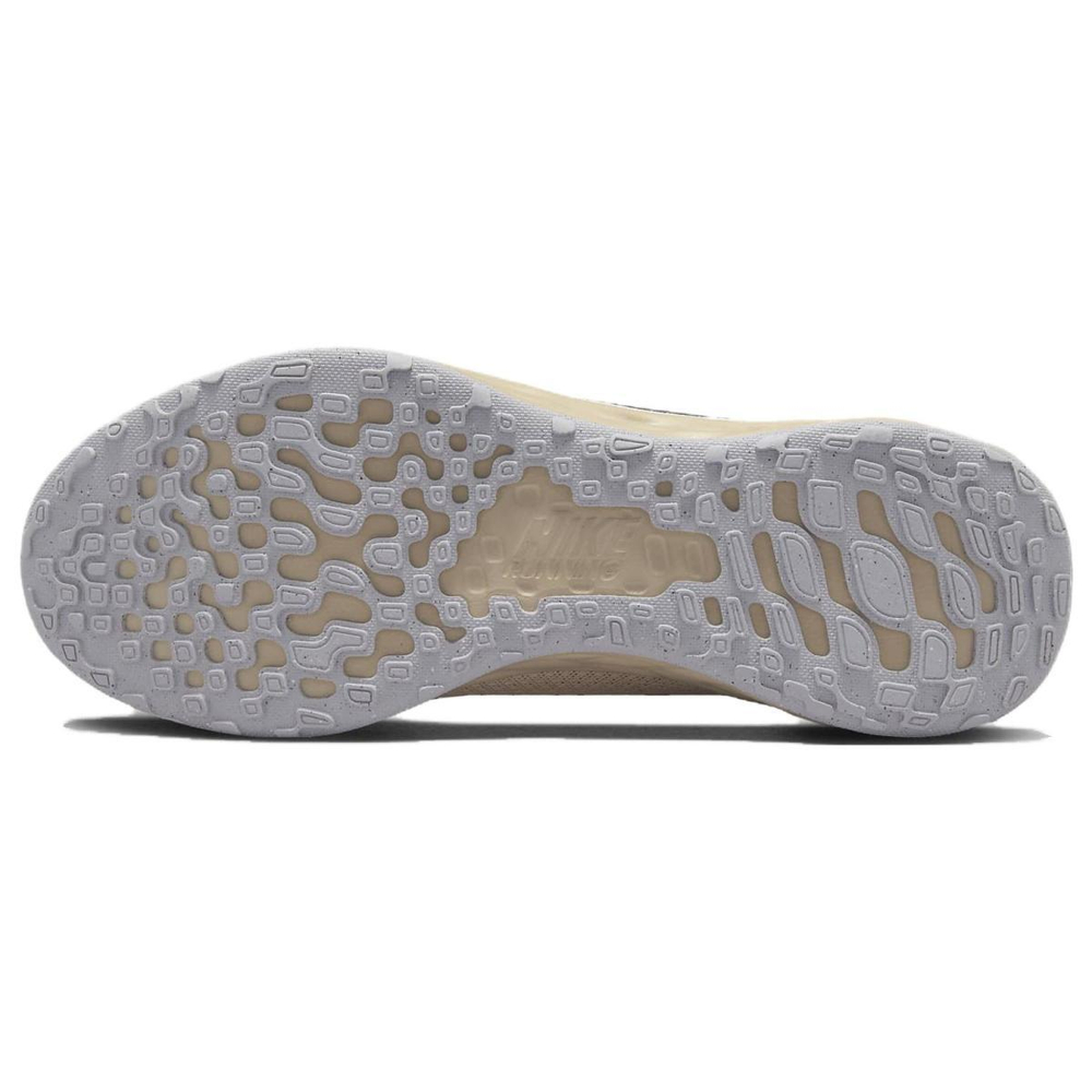 Nike REVOLUTION 6