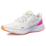 Nike REVOLUTION 5