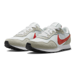 Nike MD Valiant