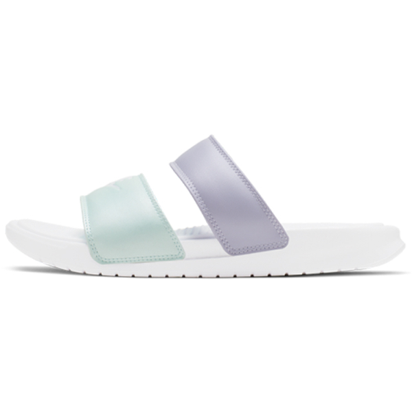 Nike Benassi