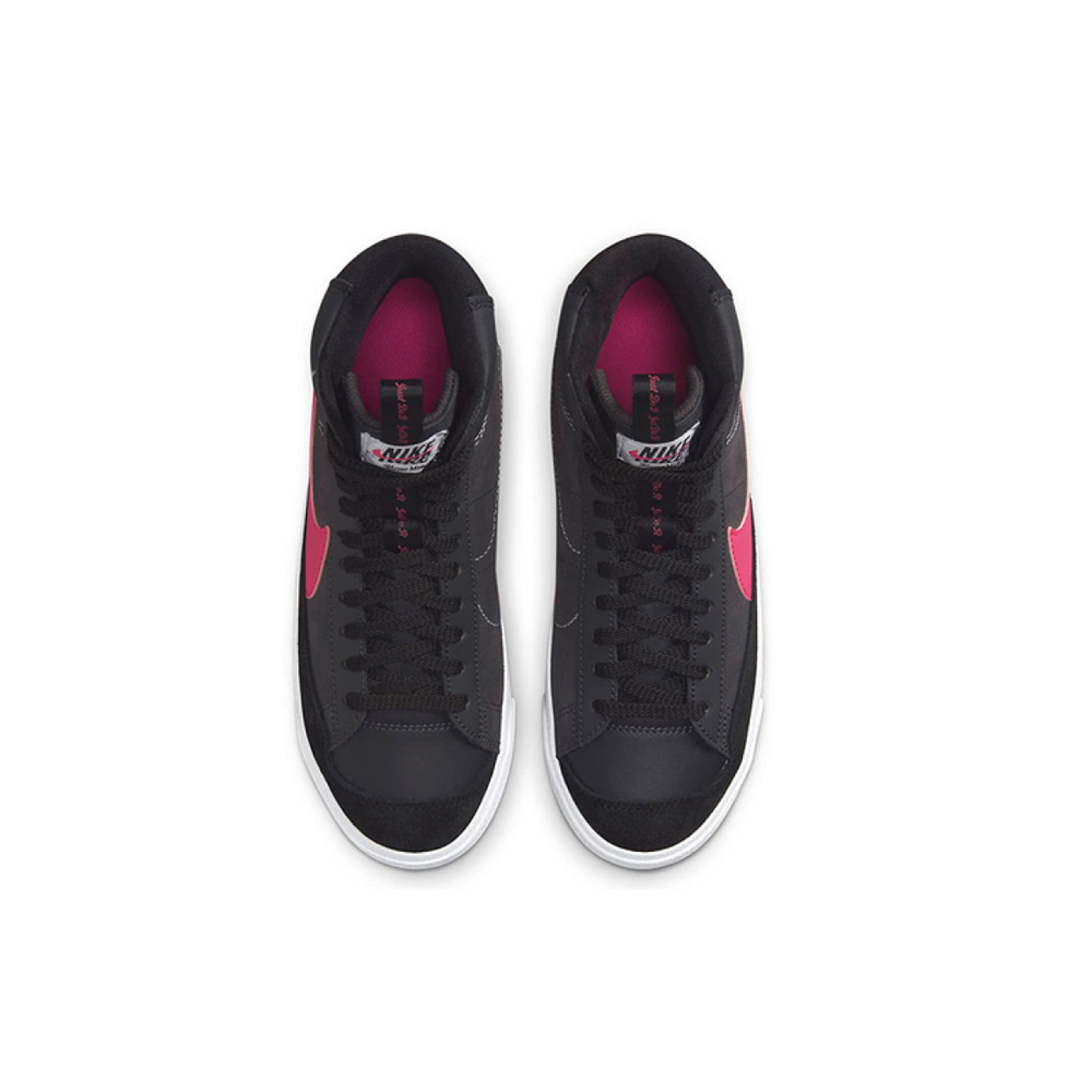 Nike Blazer SE D