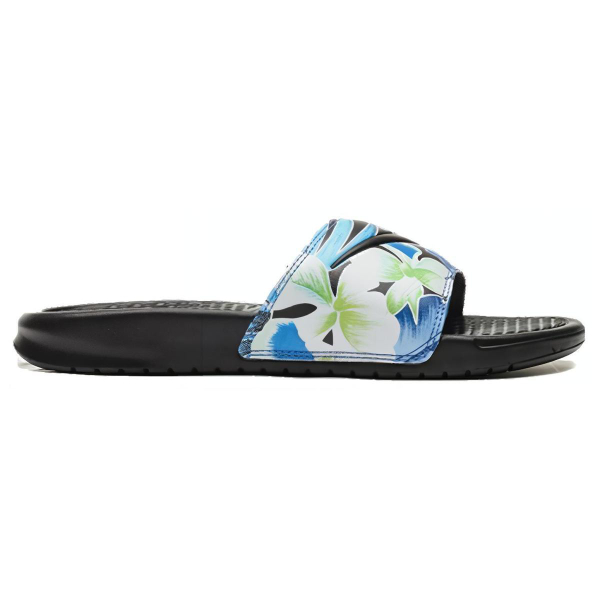 Nike Benassi