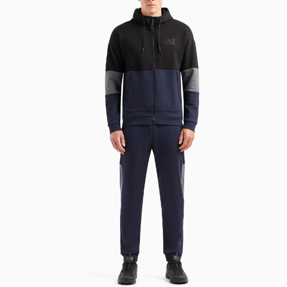 EMPORIO ARMANI EA7 Logo